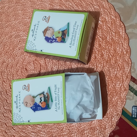 HALLMARK KEEPSAKE PEANUTS HALLOWEEN ORNAMENTS (2) - Picture 9 of 9